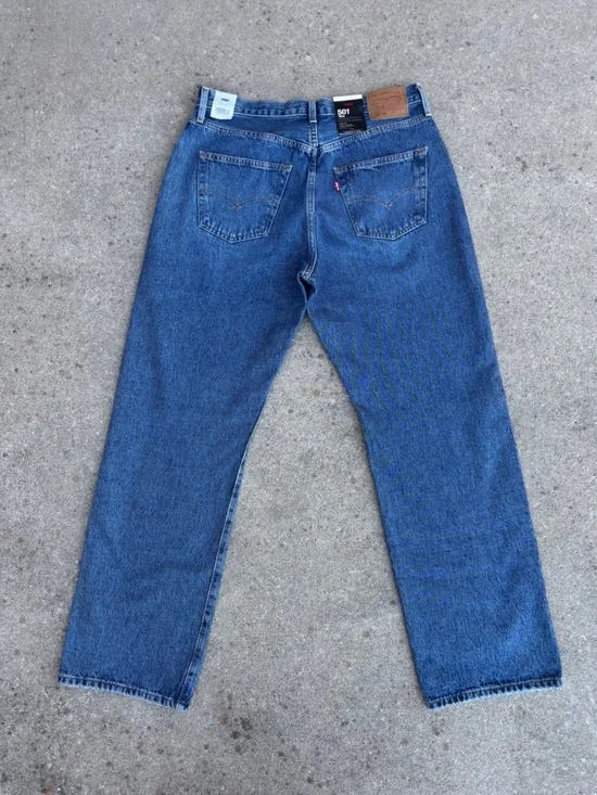 Brand New LEVI'S 501 90's MID RISE Medium Wash Boyfriend Jeans 29 W - Picture 5 of 8